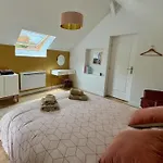La Folie De Villa Cravent