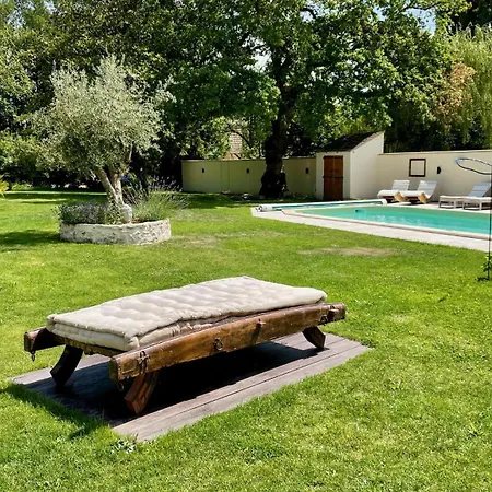 La Folie De Villa *