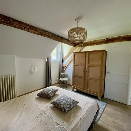 La Folie De Villa *