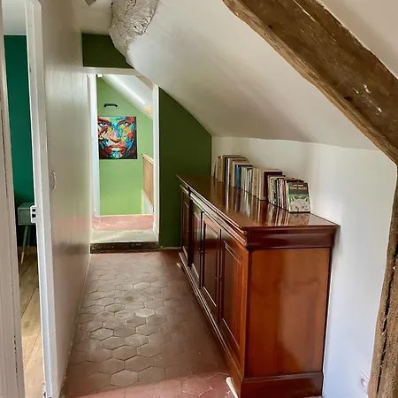 La Folie De Villa
